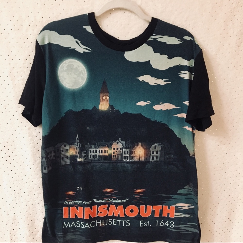 ⭐️3/$20⭐️ H.P. Lovecraft Innsmouth T-Shirt
